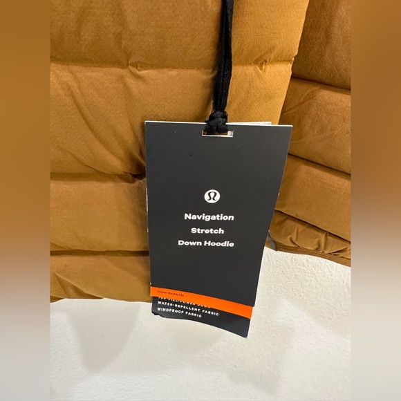 Lululemon Navigator down jacket - Picture 2 of 4